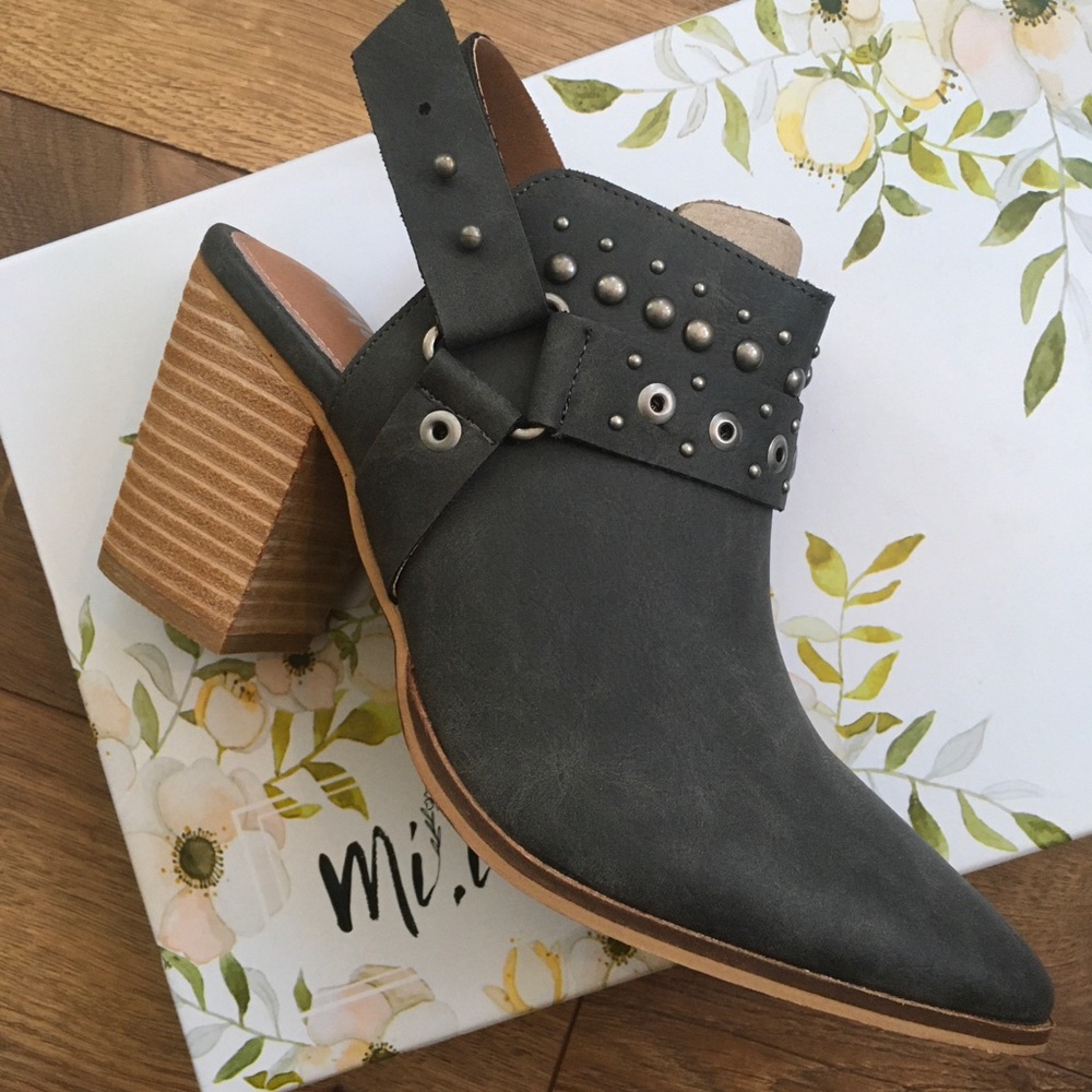 Sale ASH BLUE/GRAY EMBELLISHED SLING BACK - Picture 8 of 13
